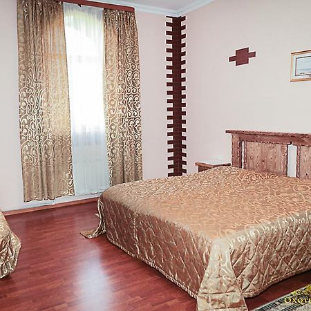 Hotel Ohotnichia Usadba Aleksandrovskaya  Ngoại thất bức ảnh